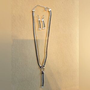 Necklace and Earring set